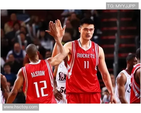 库里与姚明巅峰对决回顾：两位篮球巨星的传奇交锋与影响力分析